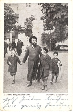 https://judaica.cz/wp-content/gallery/poland-ghetto-people-streets/lide3.jpg